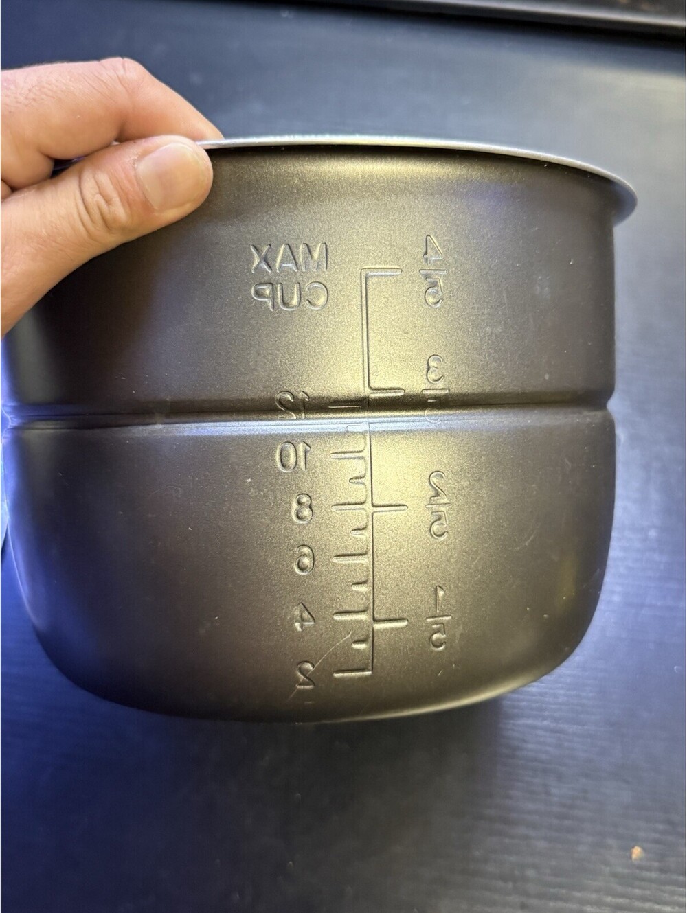 Instant Pot Compatible Non-Stick Inner Pot (8-Cup Max) - Picture 5 of 8